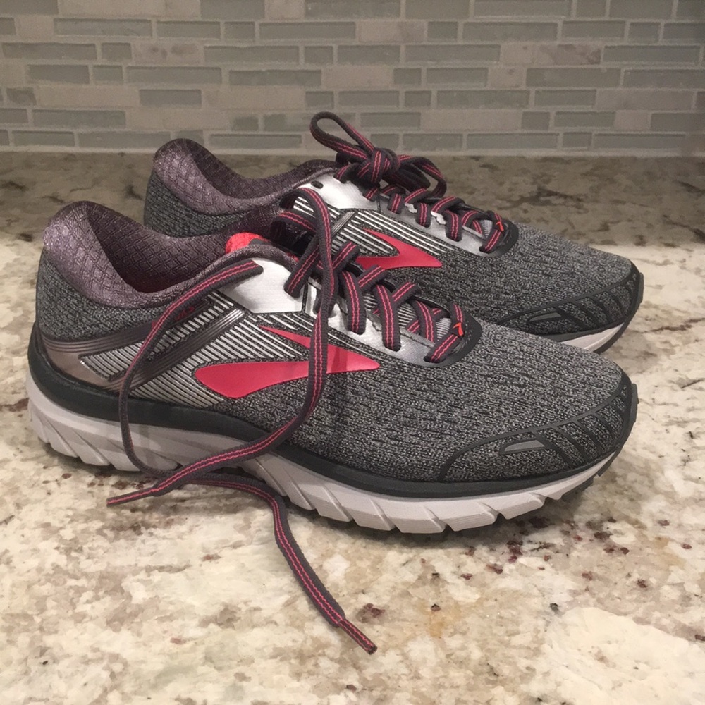 Grey Brooks Adrenaline GTS 18